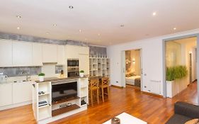 Apartment Centro- Passeig De Gracia - Casa Batllo By Interhome