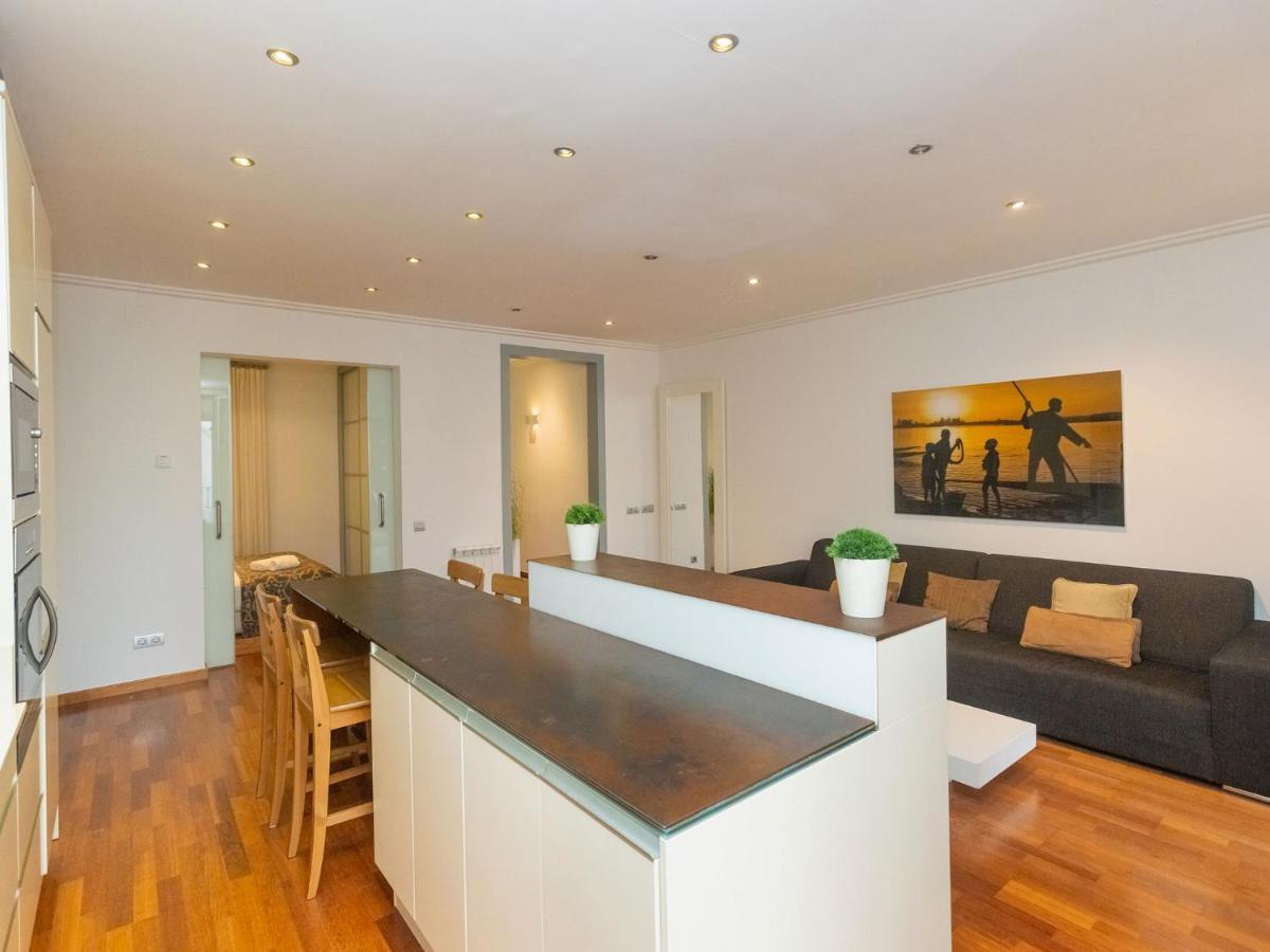 Apartment Centro- Passeig De Gracia - Casa Batllo By Interhome Barcelona Zewnętrze zdjęcie